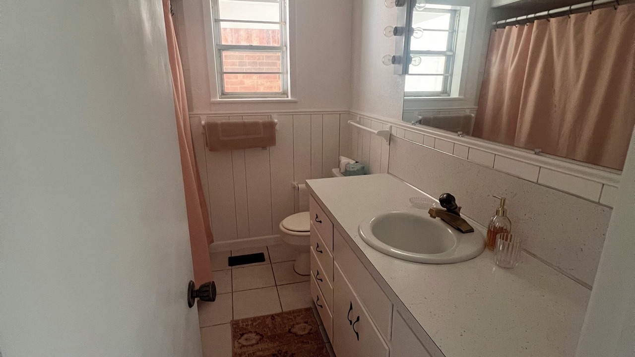 Photo of Bathroom in Mead