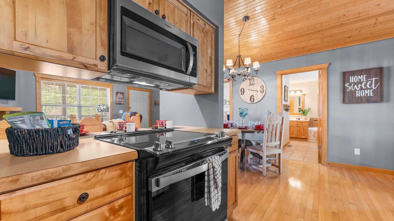 Photo of Kitchen in Reeds Spring
