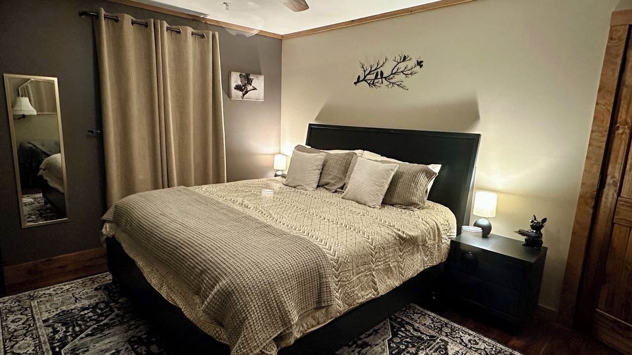 Photo of Bedroom in Branson