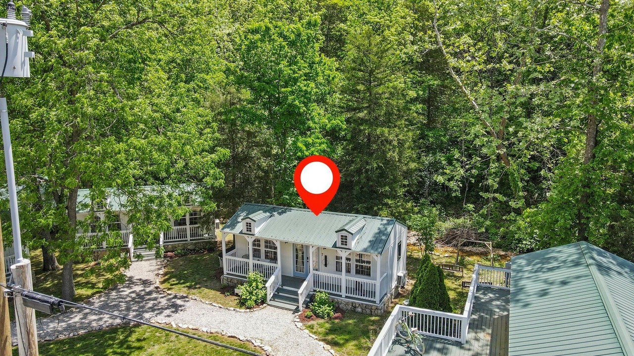 Photo of Outdoor in Blue Eye