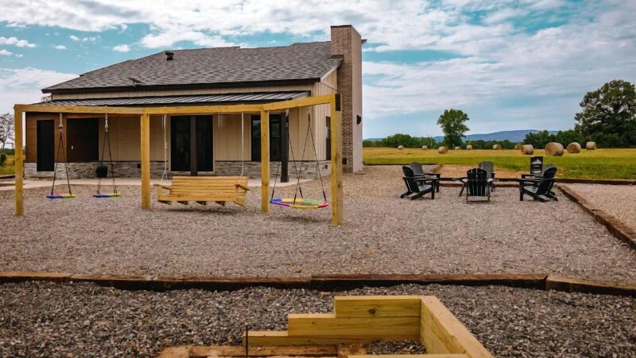 Photo of Others in Pine Ridge