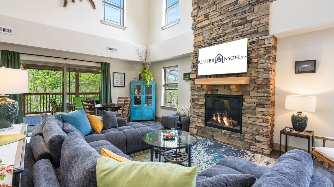 Photo of Livingroom in Hollister