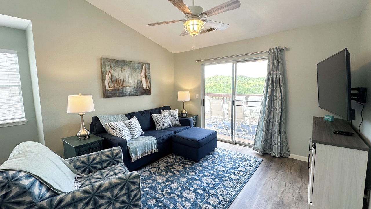 Photo of Livingroom in Reeds Spring