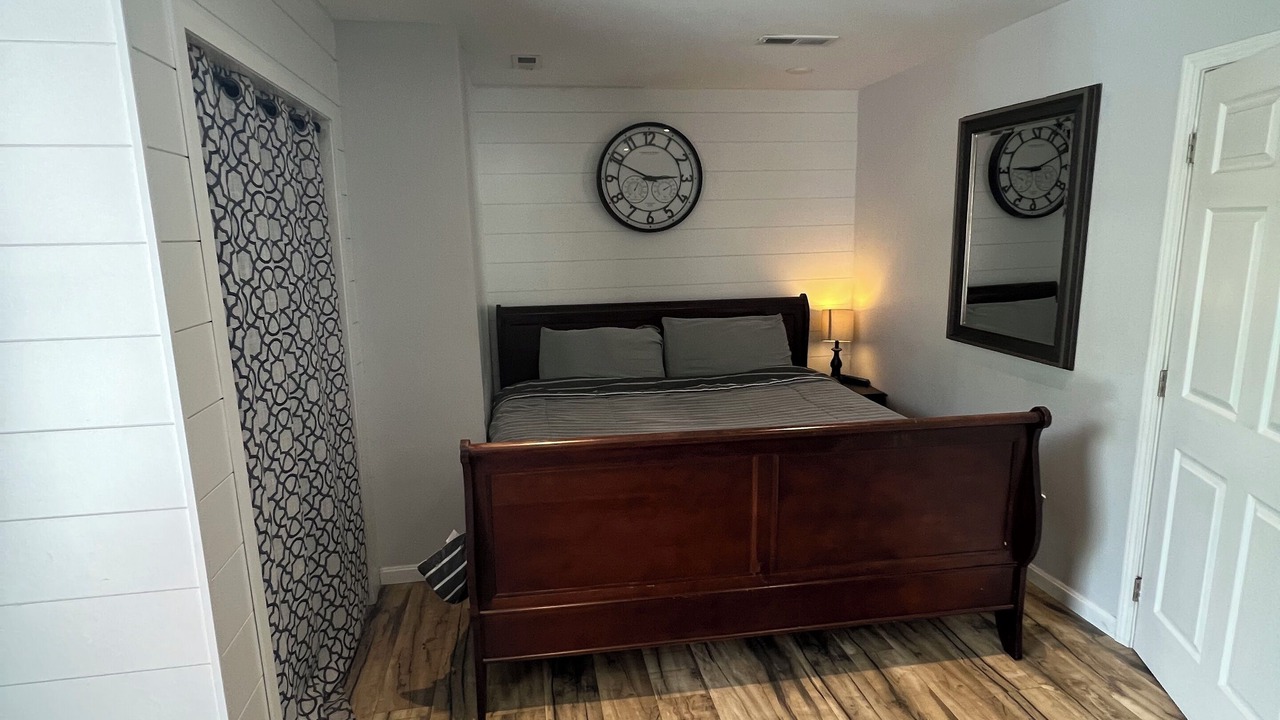 Photo of Bedroom in Butchertown