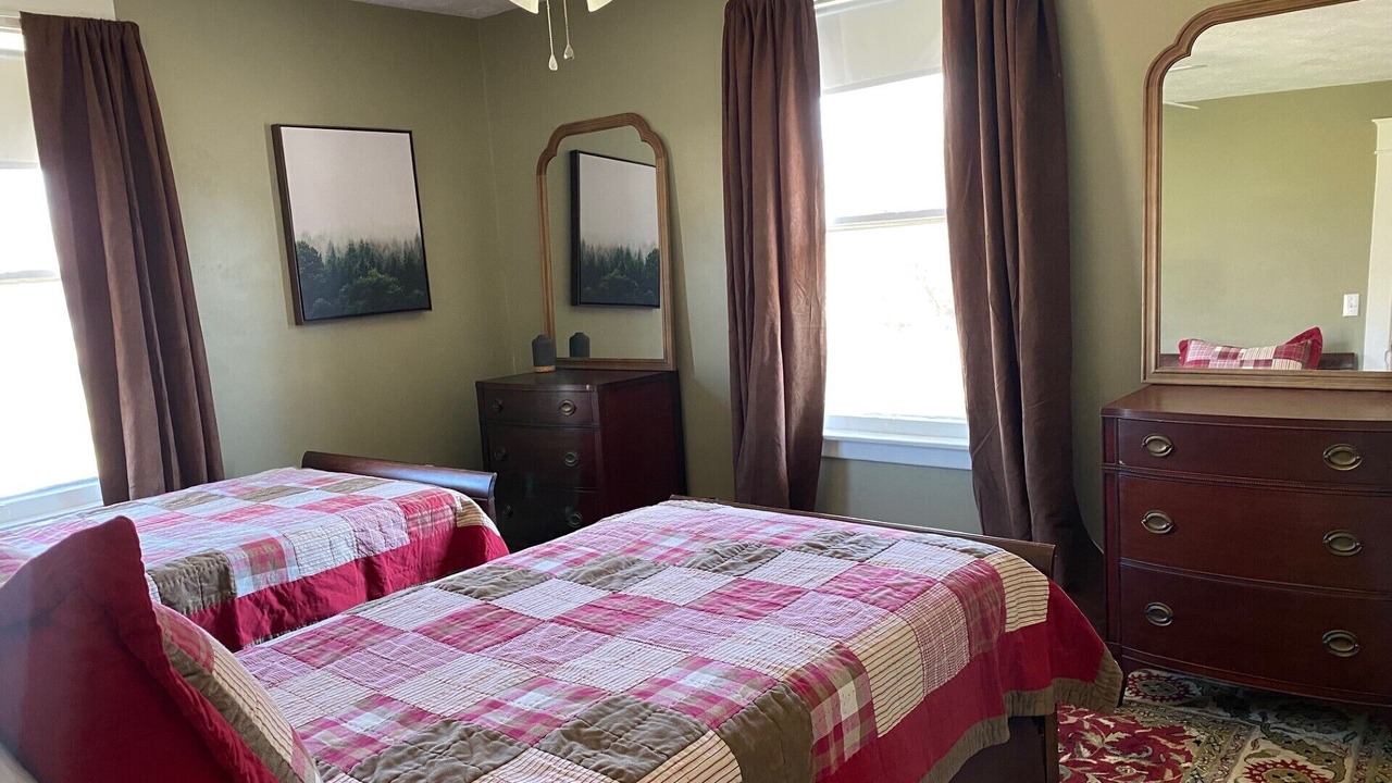 Photo of Bedroom in Wilmore