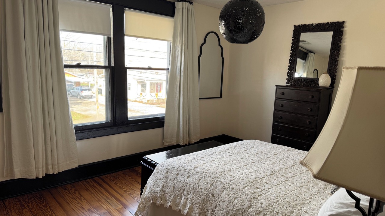 Photo of Bedroom in Wilmore