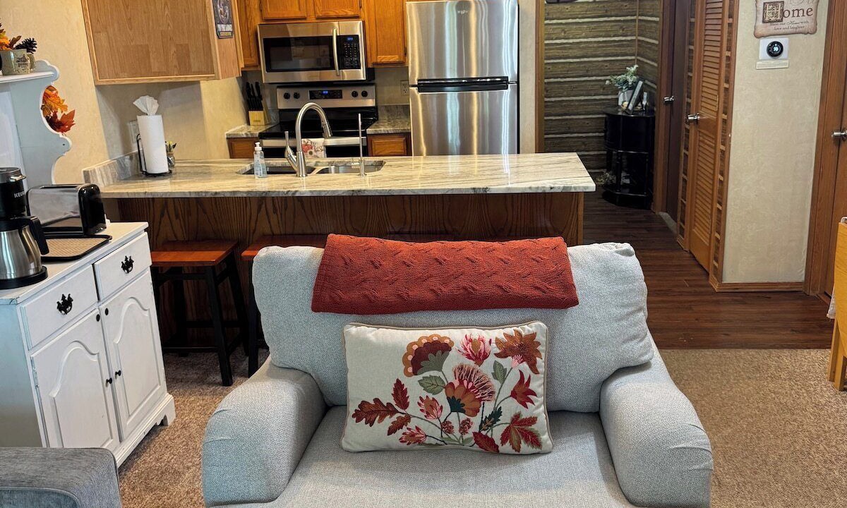 Photo of Livingroom in Notch Estates