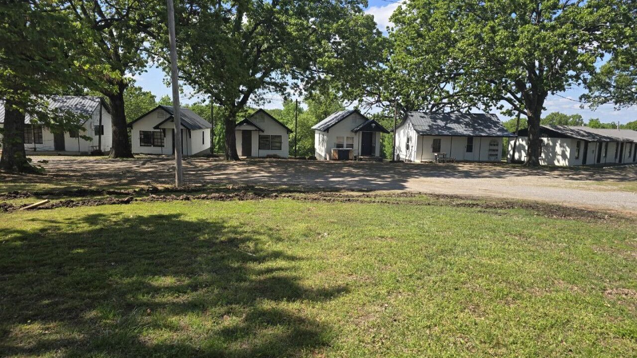 Photo of Outdoor in Cookson