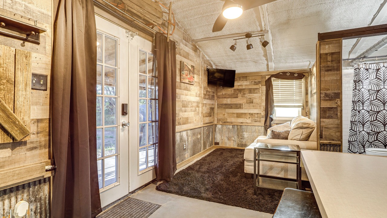 Photo of Livingroom in Mayetta