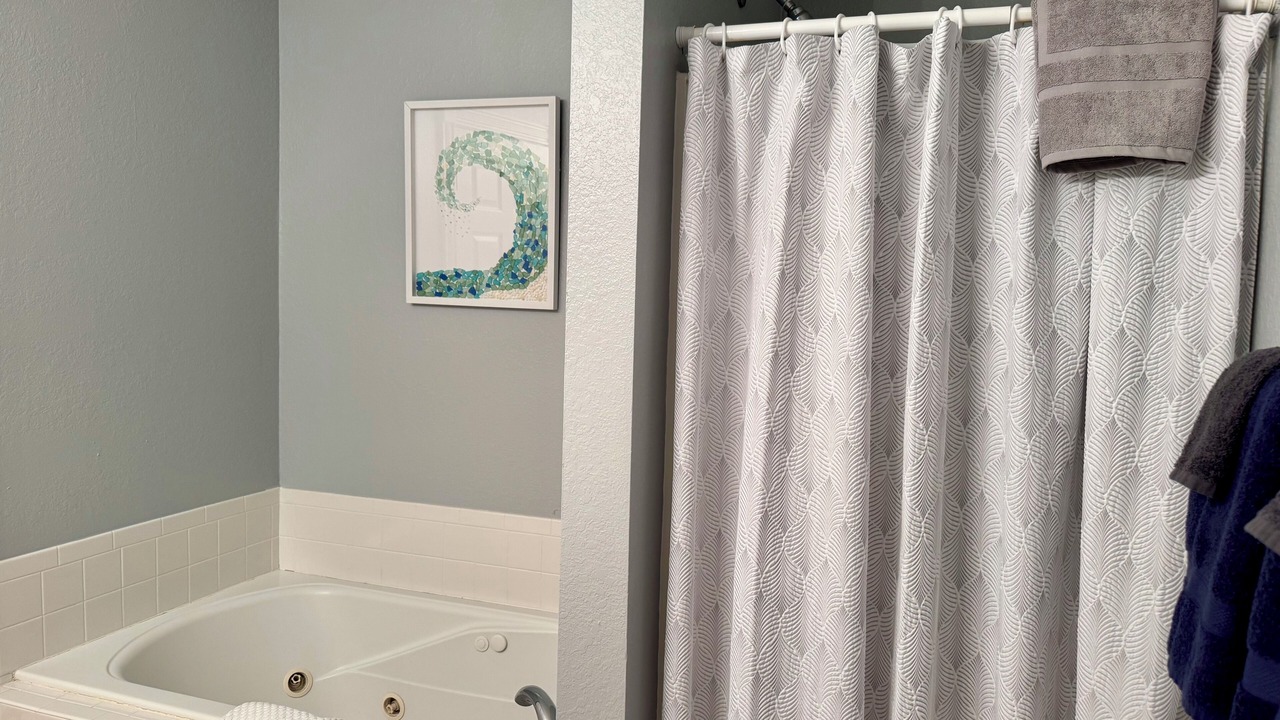 Photo of Bathroom in Manteo
