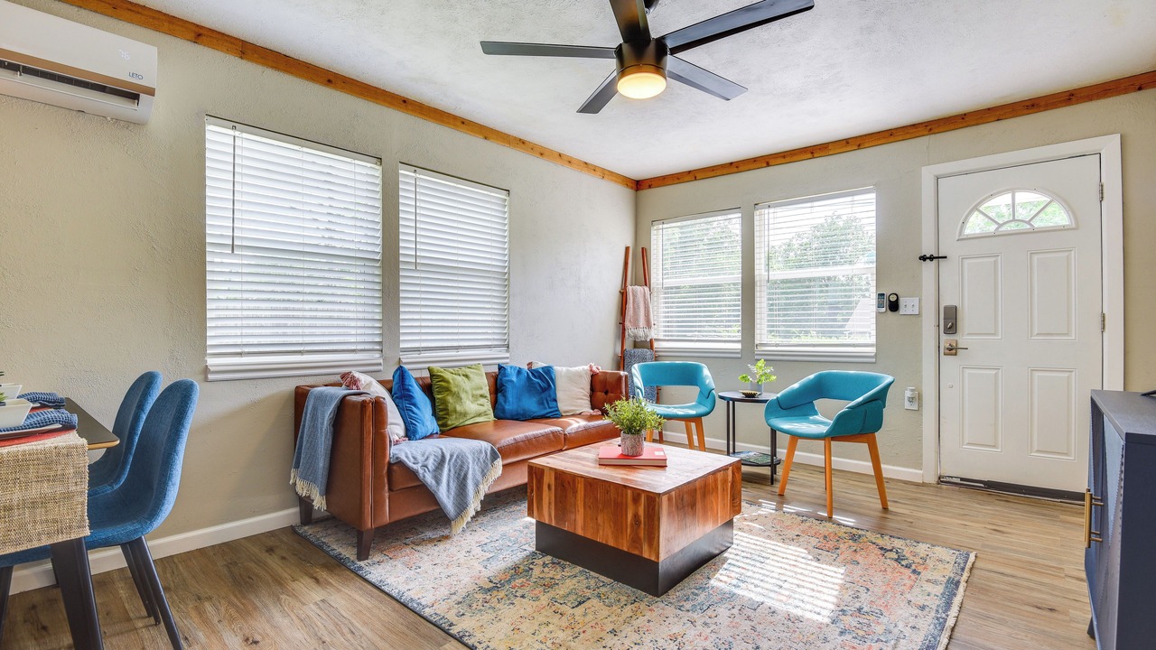 Photo of Livingroom in Tulsa