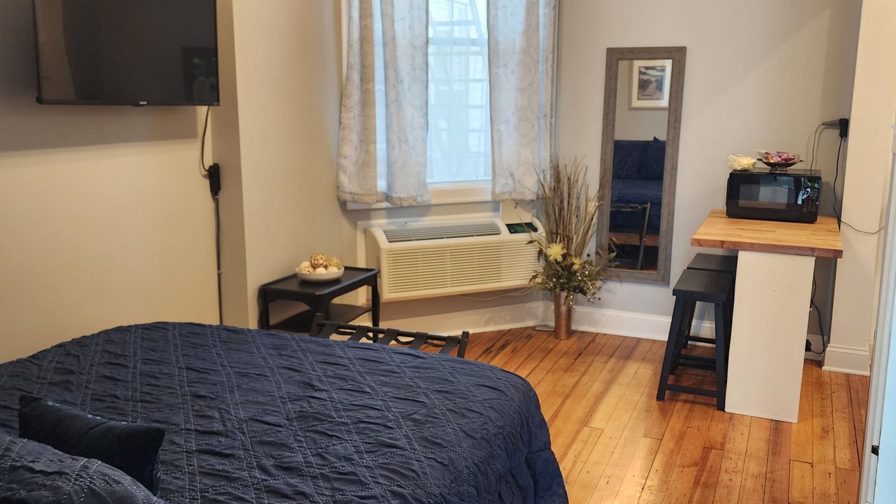 Photo of Bedroom in Downtown