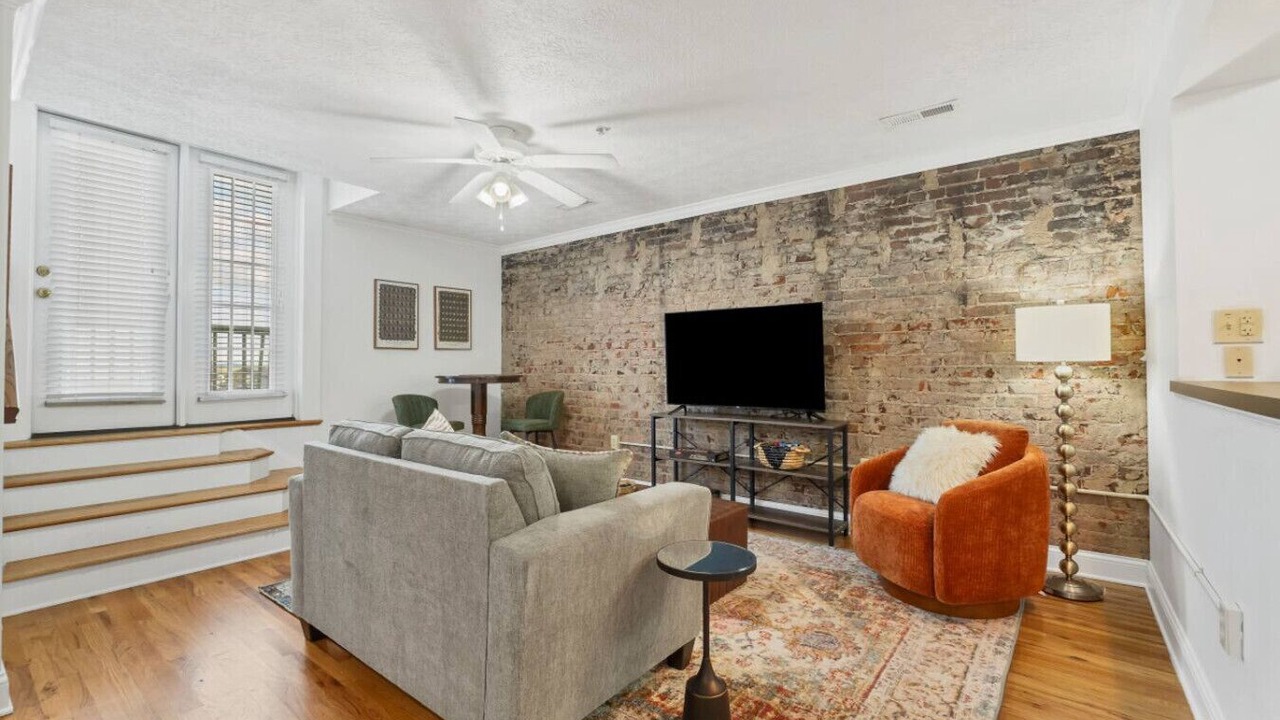 Photo of Livingroom in Maryville
