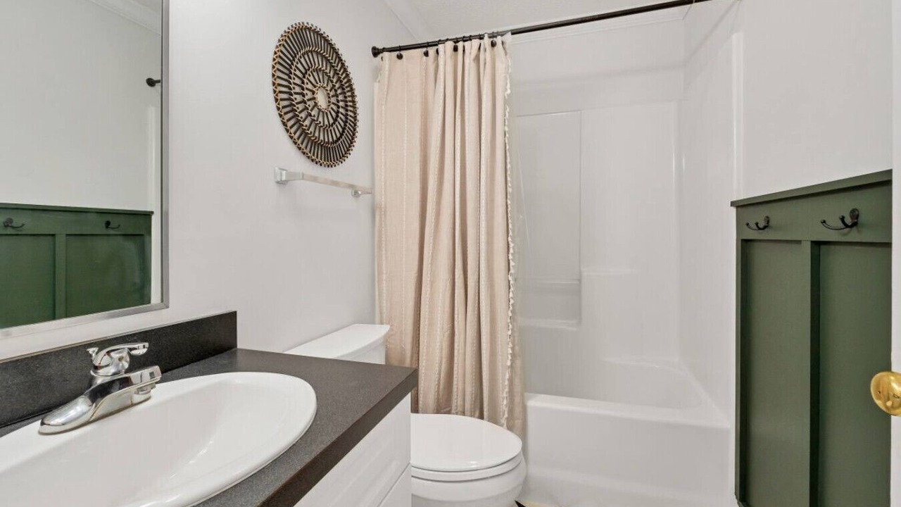Photo of Bathroom in Maryville