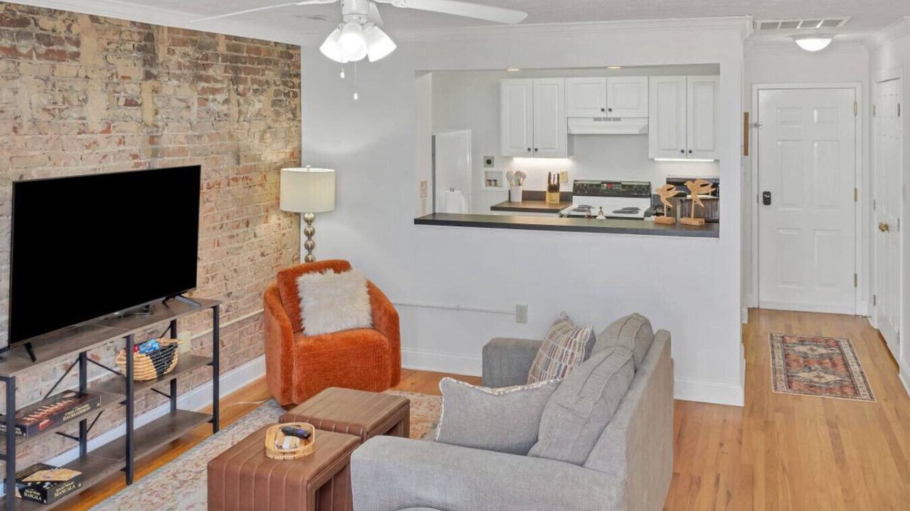 Photo of Livingroom in Maryville