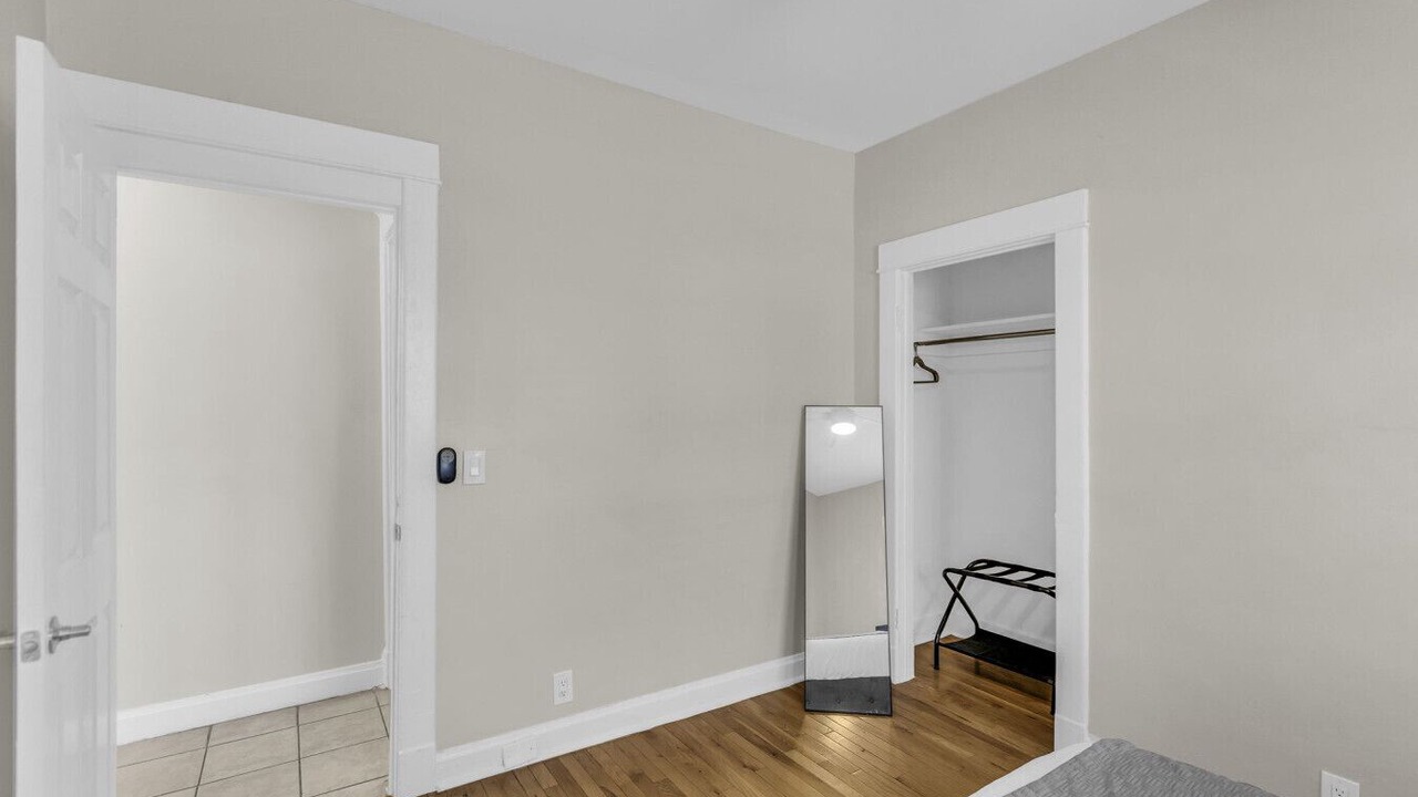 Photo of Bedroom in South Hyde Park