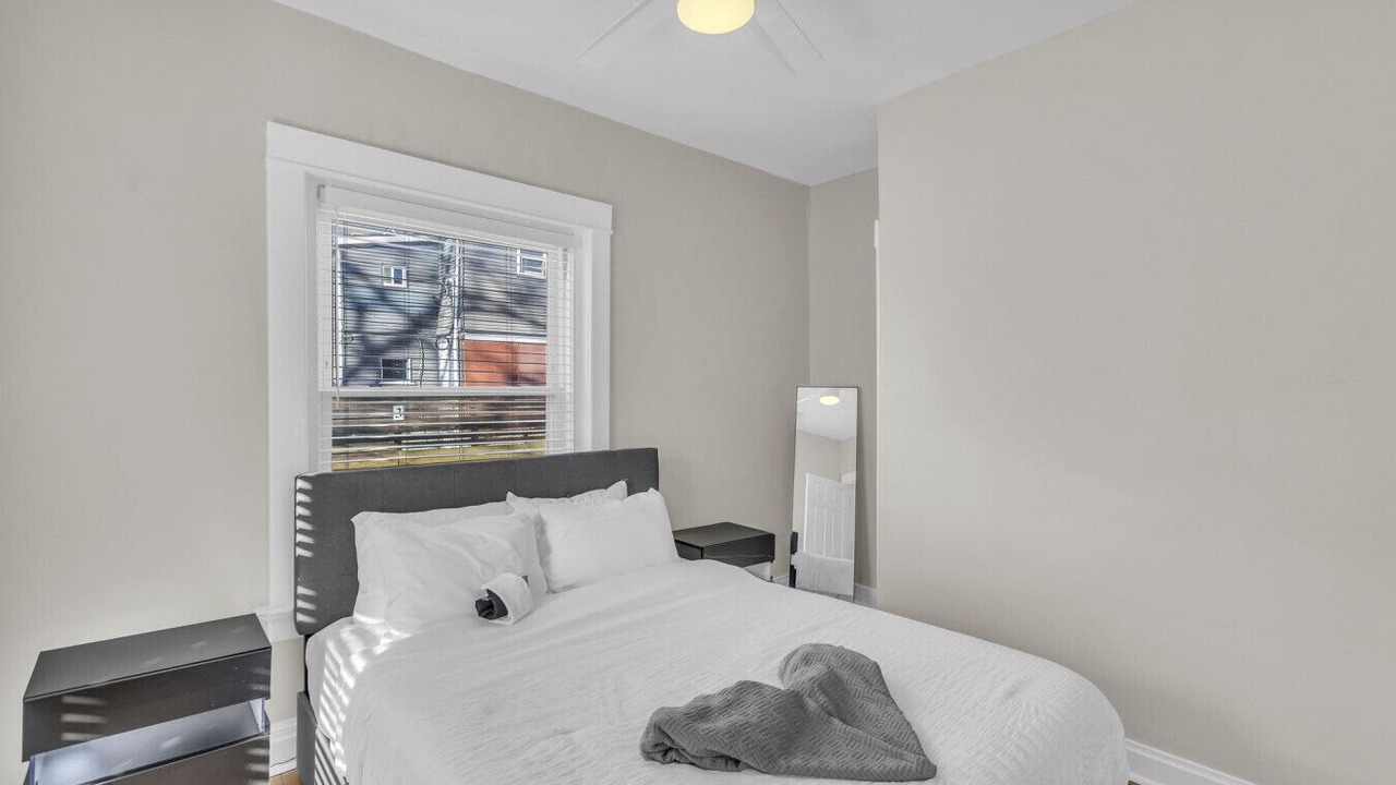 Photo of Bedroom in South Hyde Park