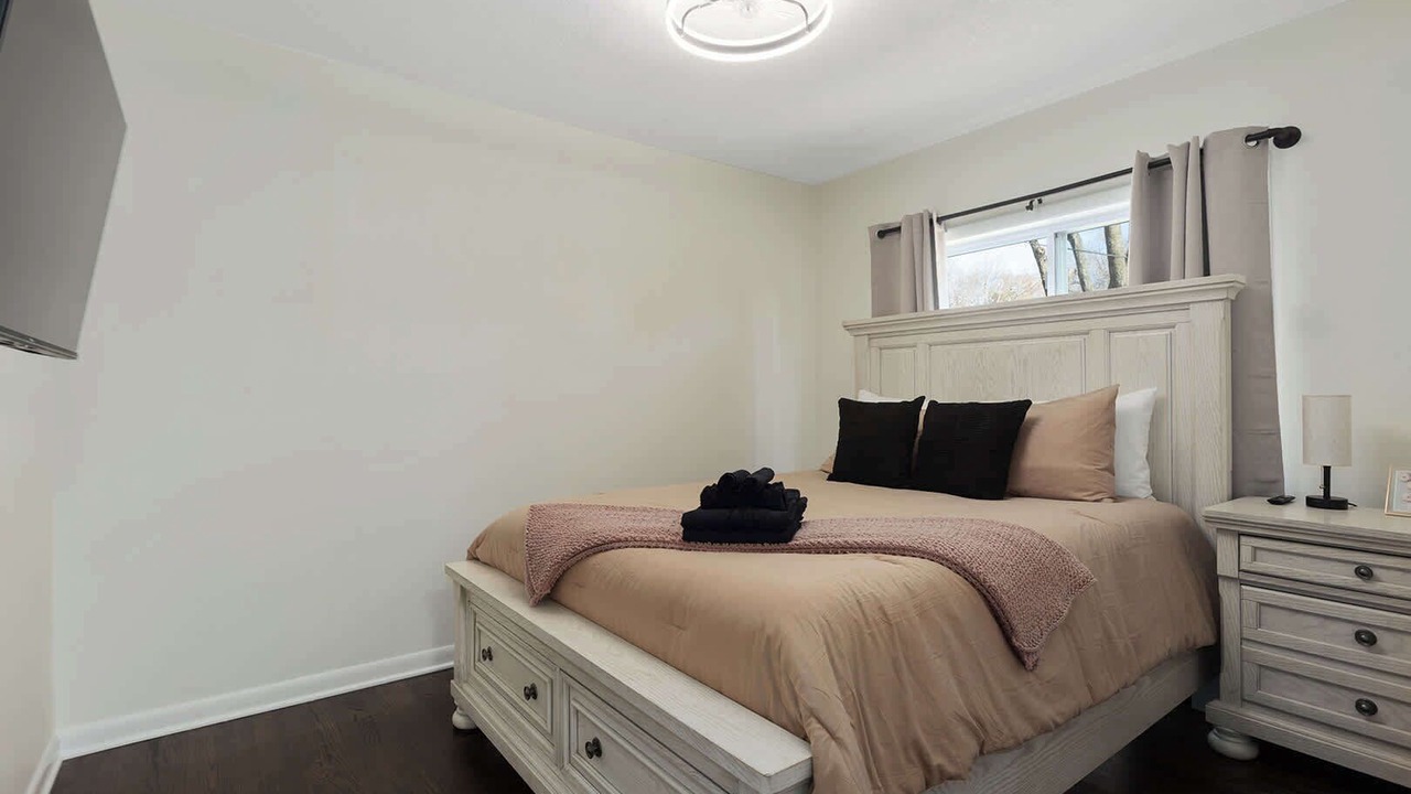 Photo of Bedroom in Overland Park
