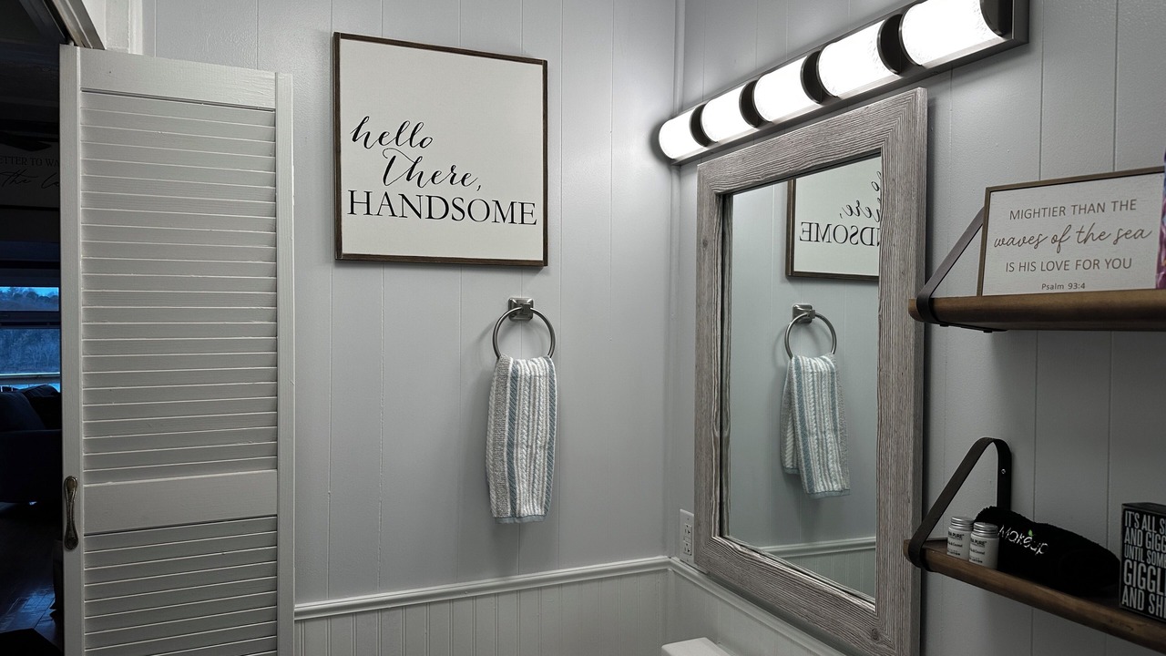 Photo of Bathroom in Shell Knob