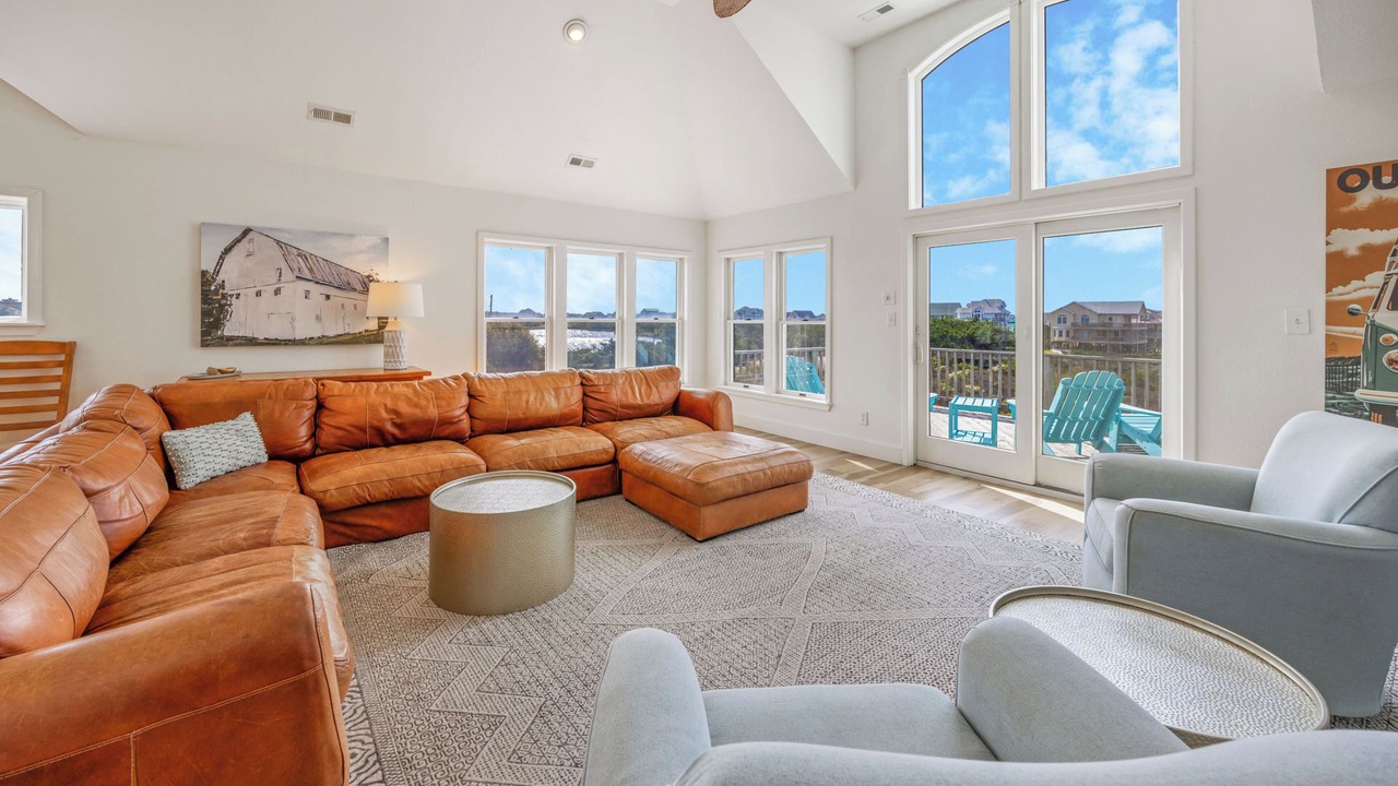 Photo of Bedroom in Waves