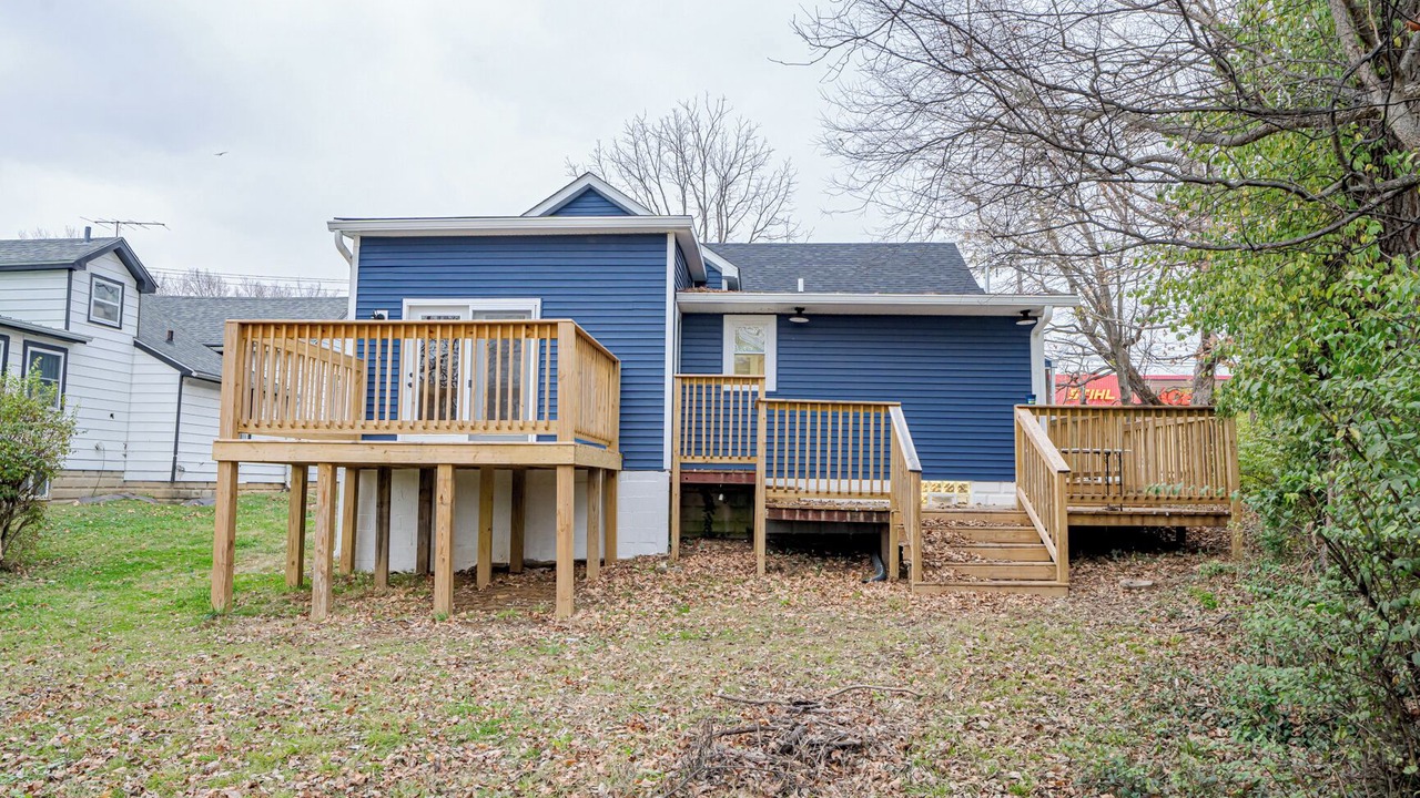 Photo of Outdoor in Elizabethtown
