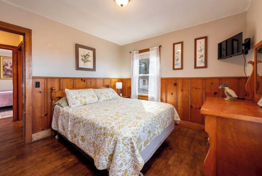 Photo of Bedroom in Branson