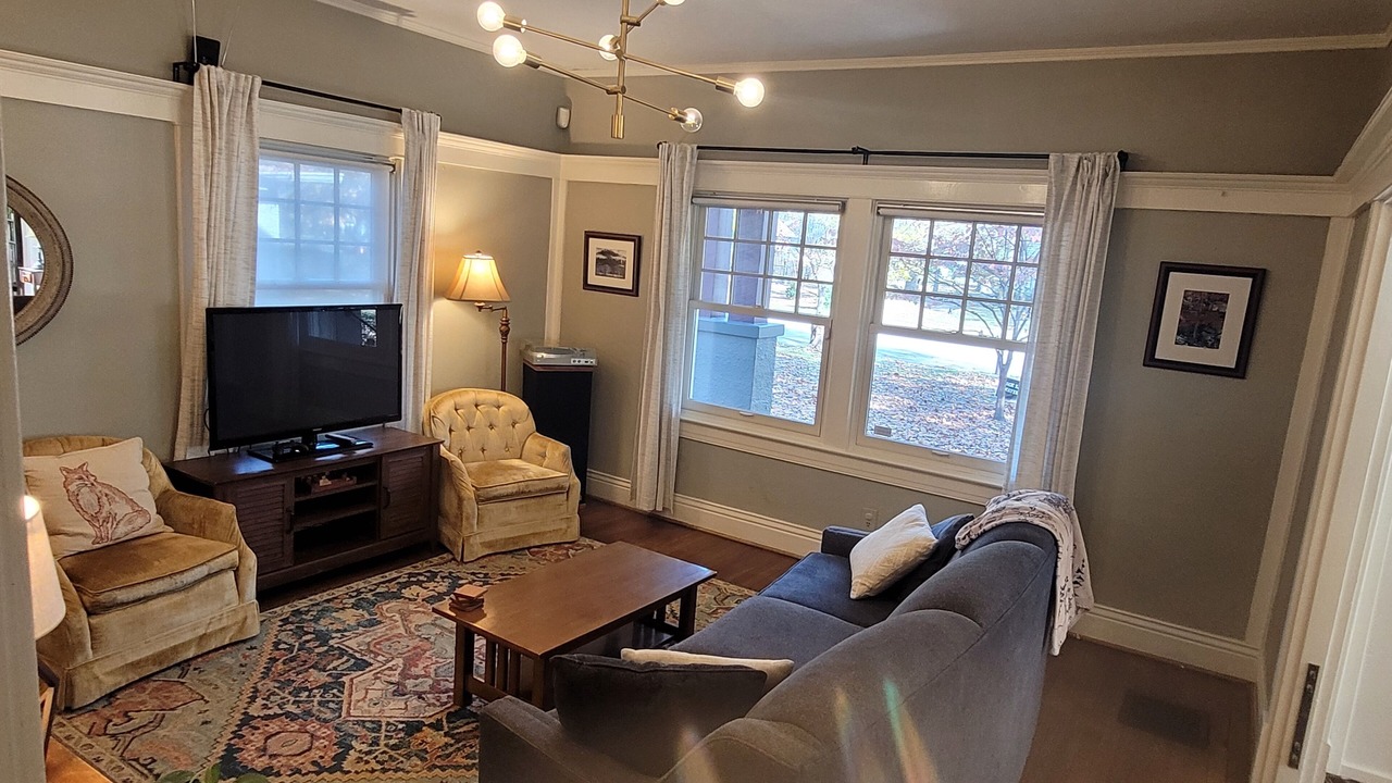 Photo of Livingroom in Beechmont
