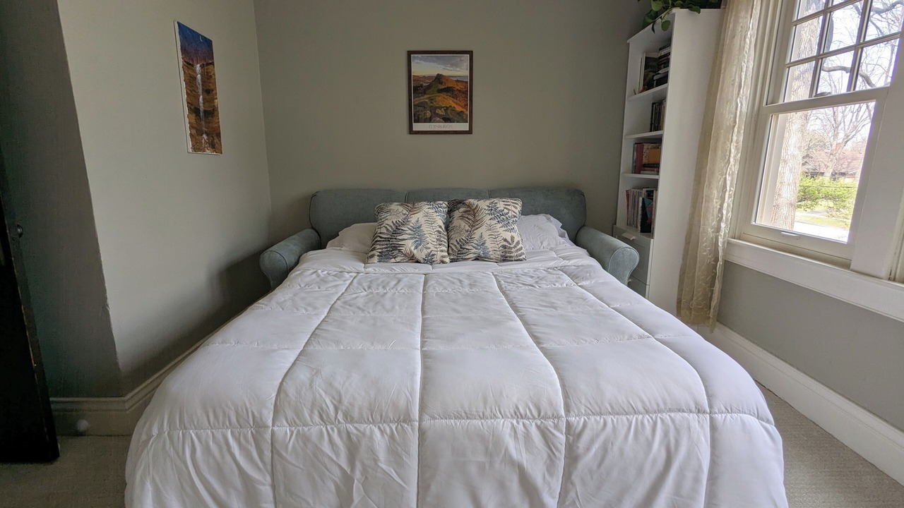 Photo of Bedroom in Beechmont