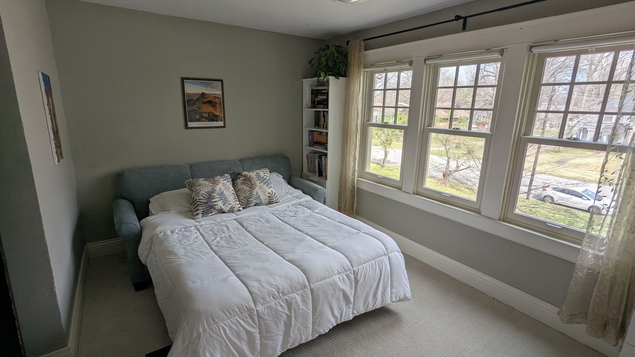 Photo of Bedroom in Beechmont