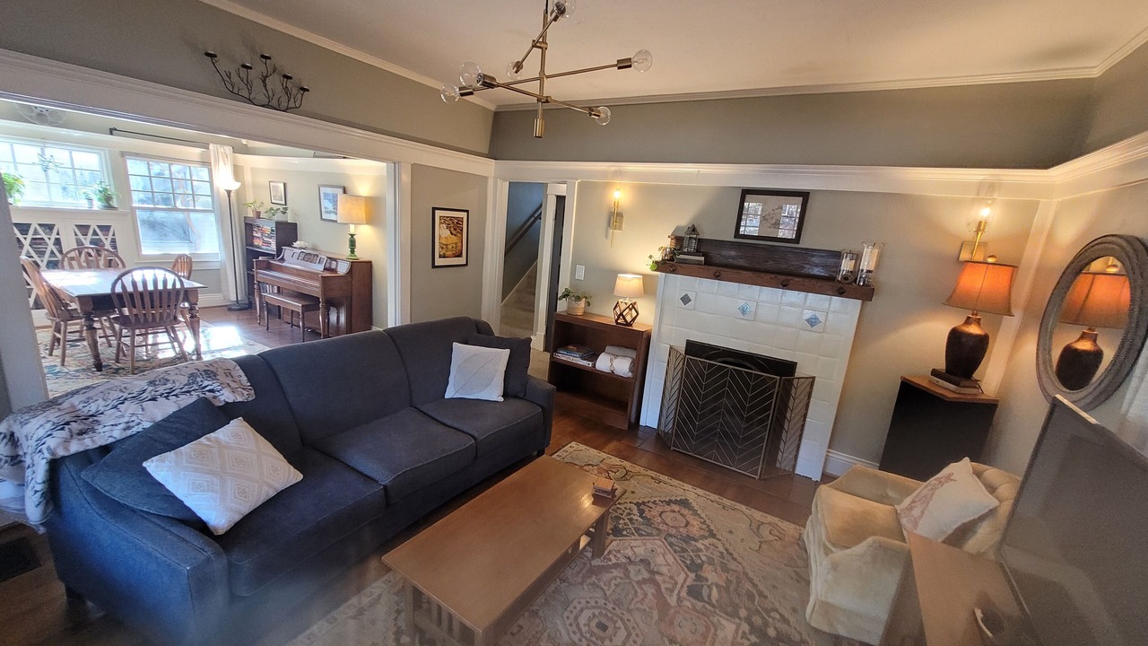 Photo of Livingroom in Beechmont