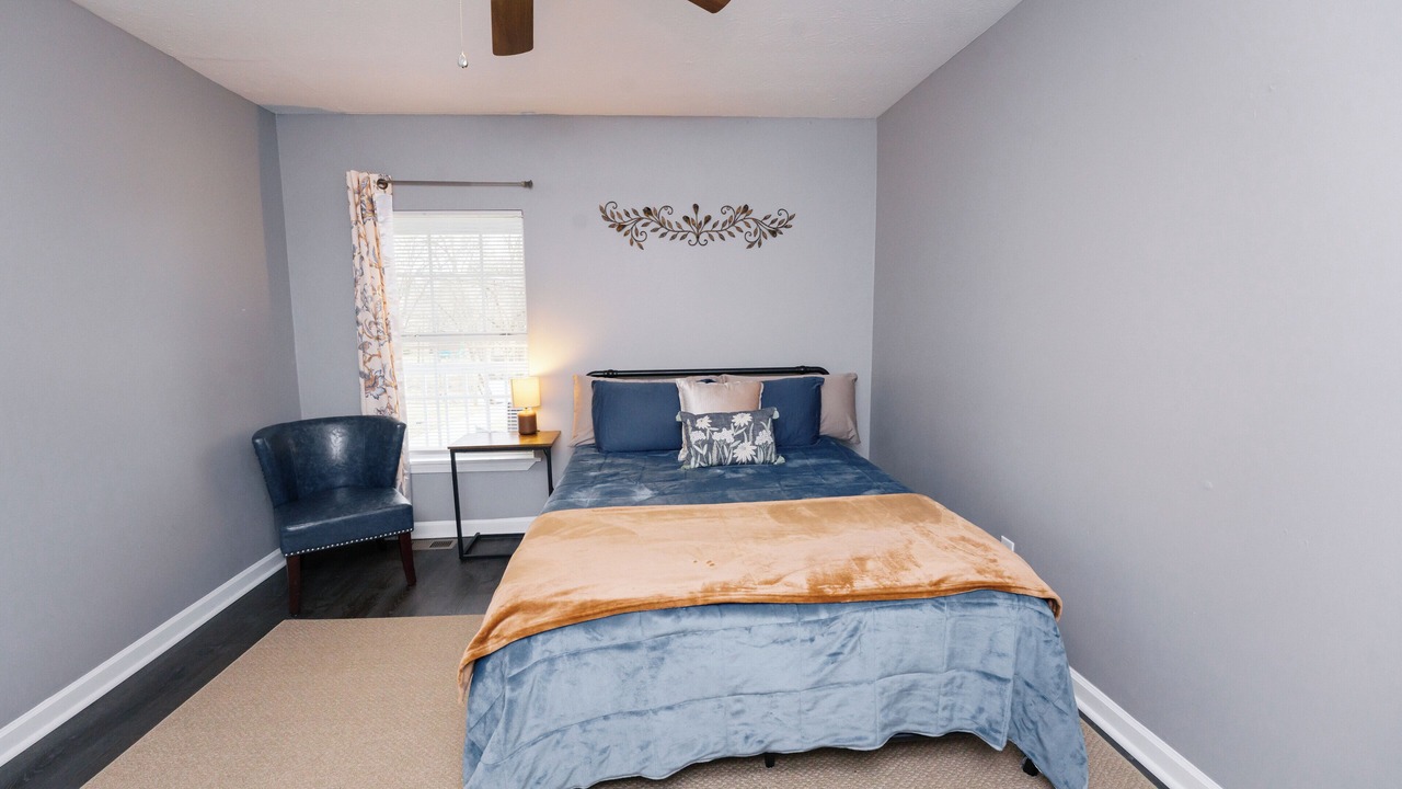 Photo of Bedroom in Knoxville