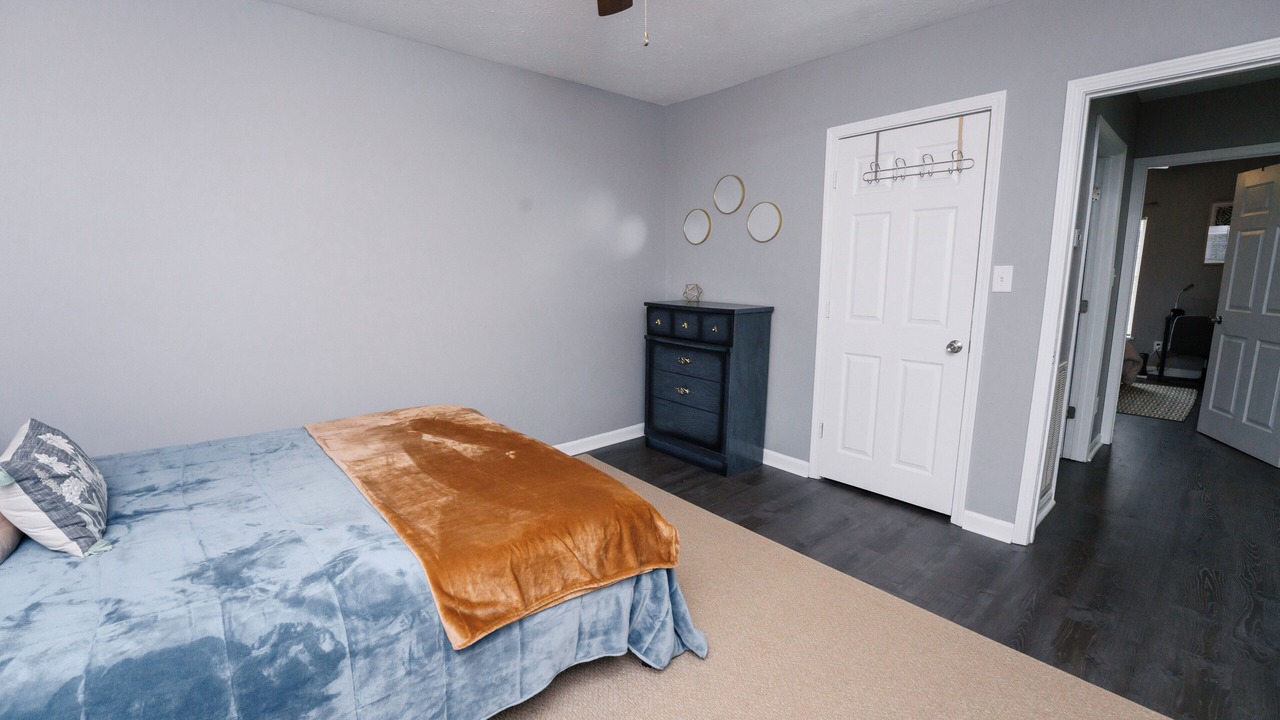 Photo of Bedroom in Knoxville