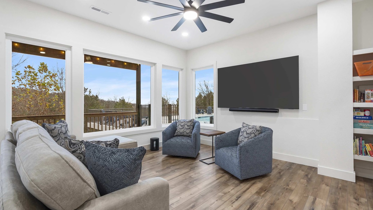 Photo of Bedroom in Branson West
