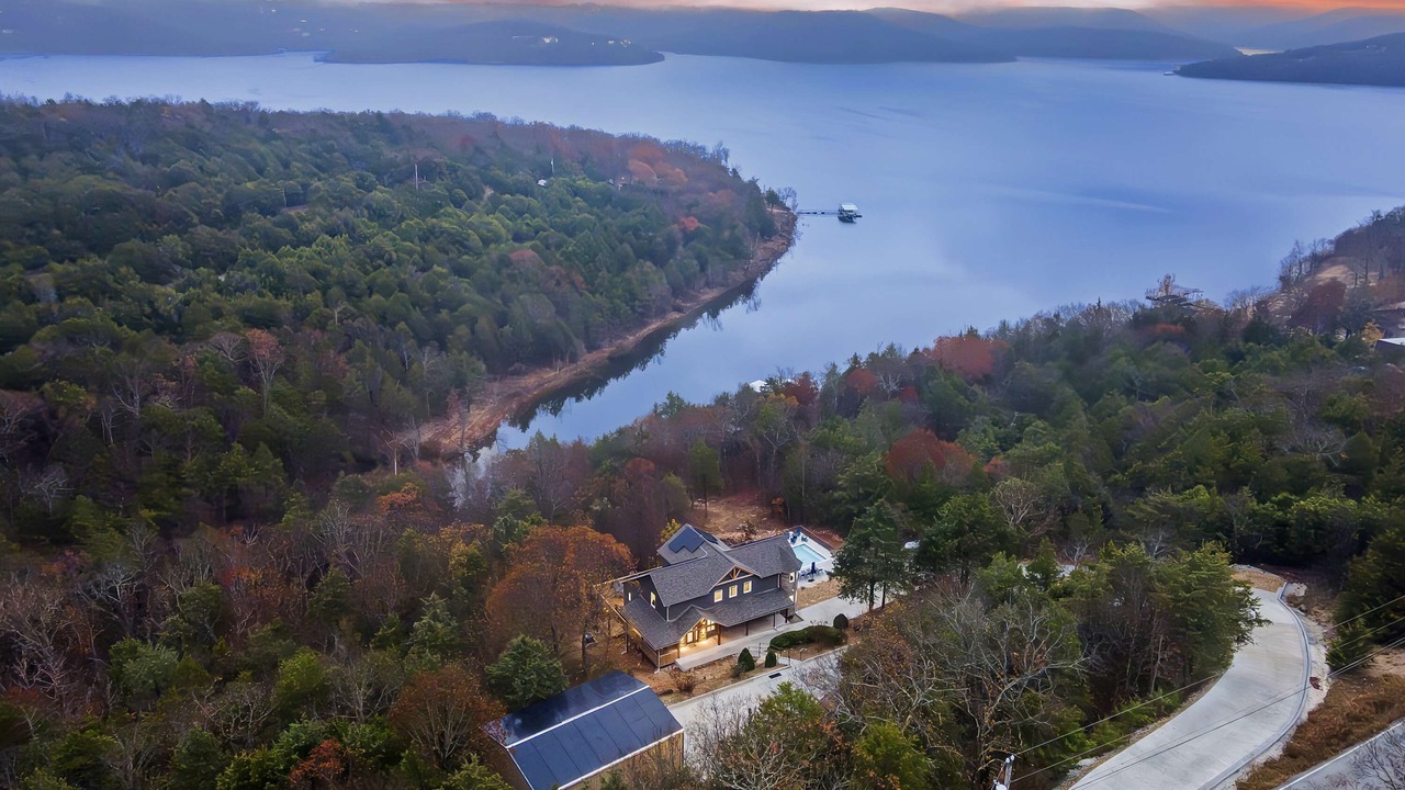 Photo of Outdoor in Branson West