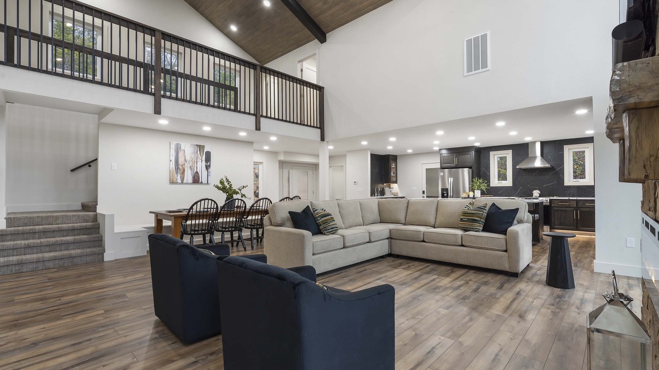 Photo of Livingroom in Branson West