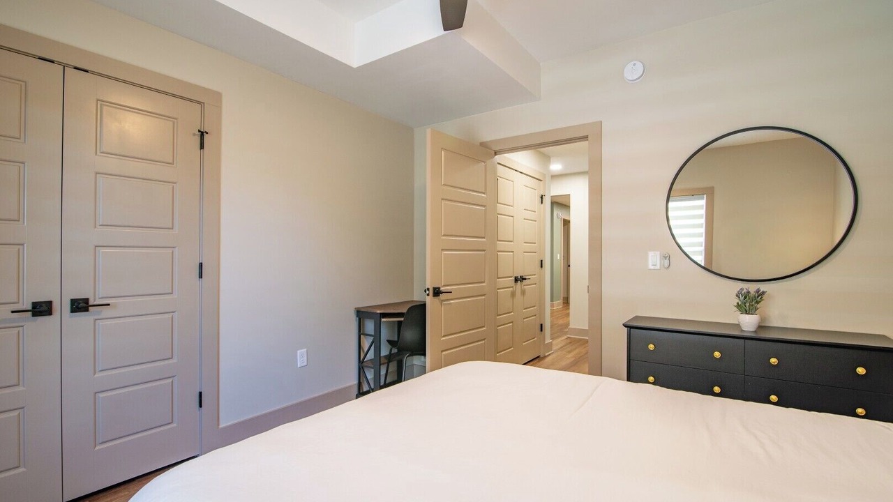 Photo of Bedroom in Elizabethtown