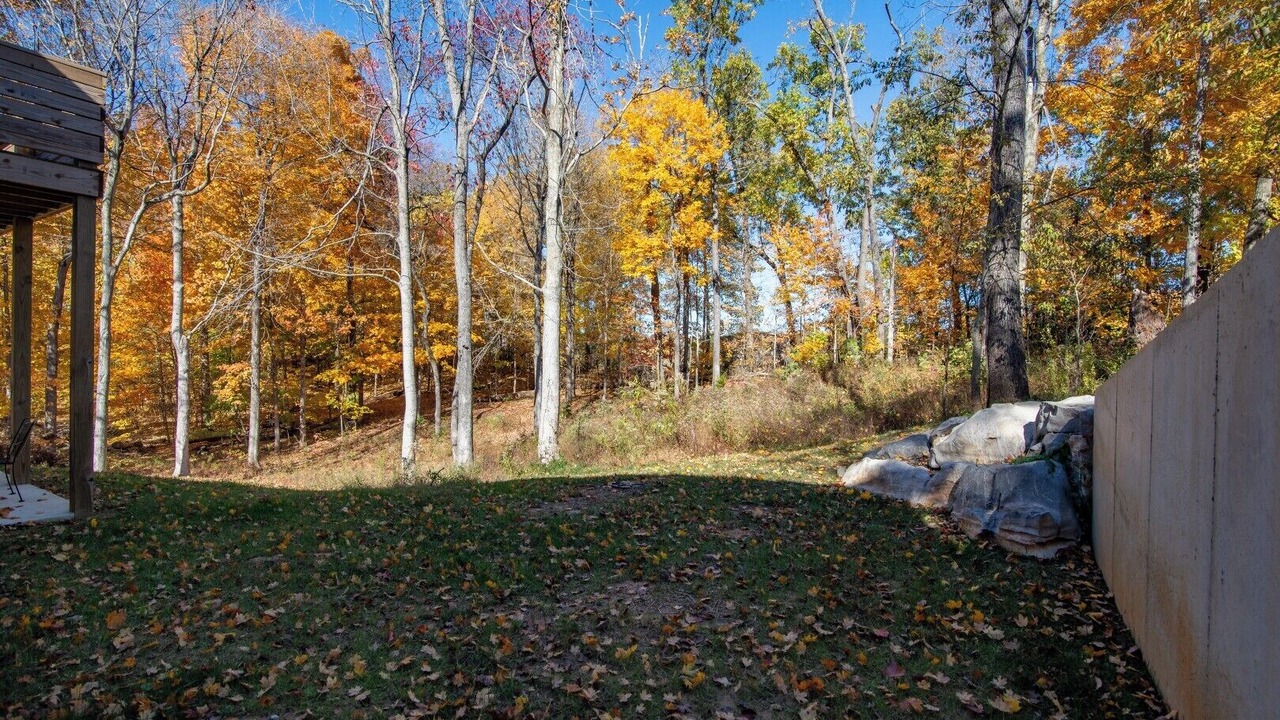 Photo of Outdoor in Elizabethtown