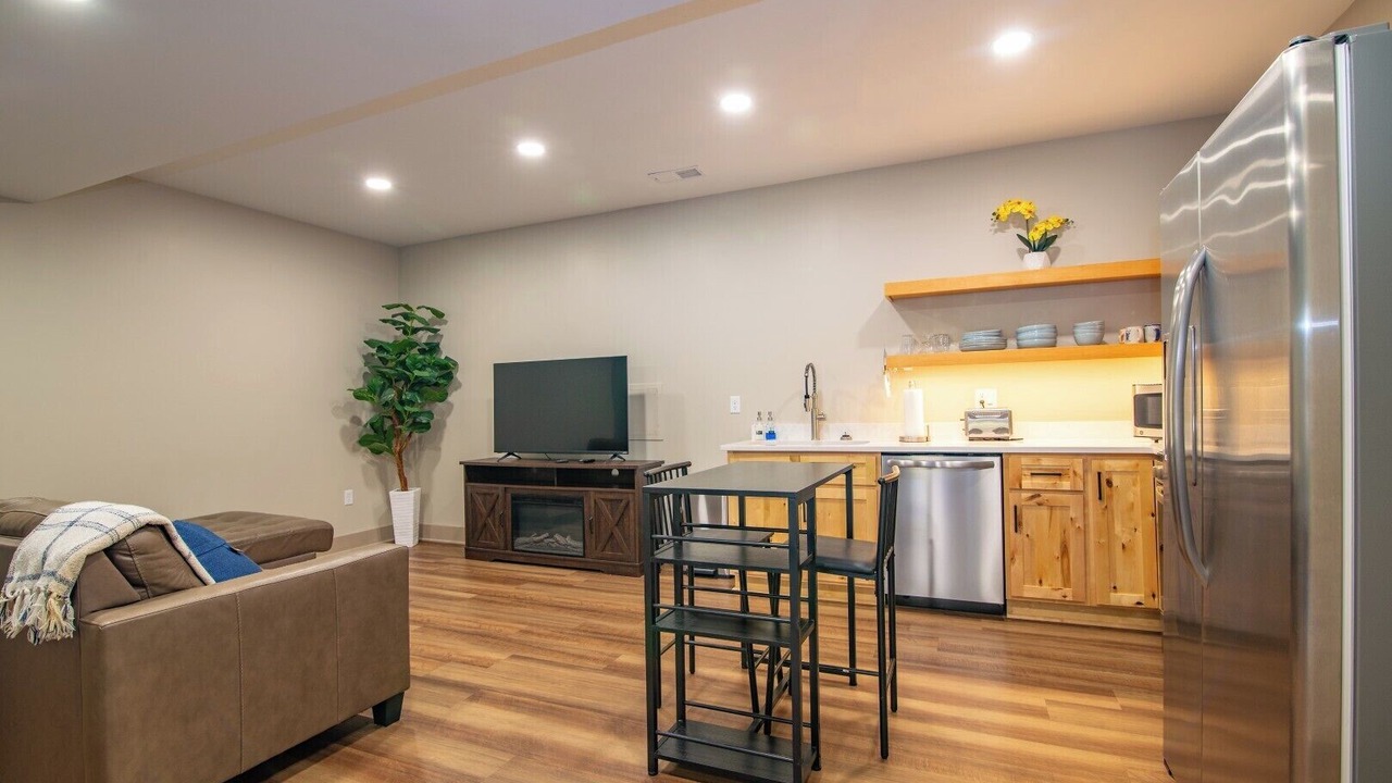 Photo of Livingroom in Elizabethtown