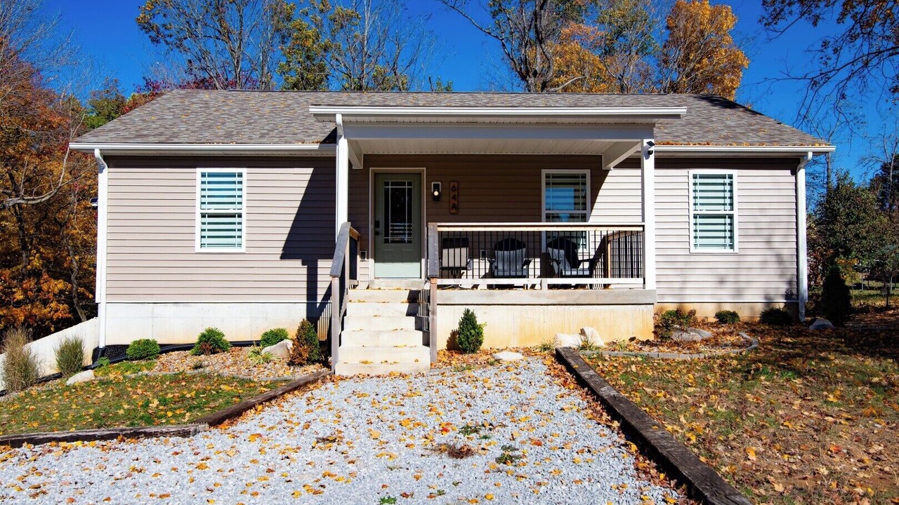 Photo of Outdoor in Elizabethtown