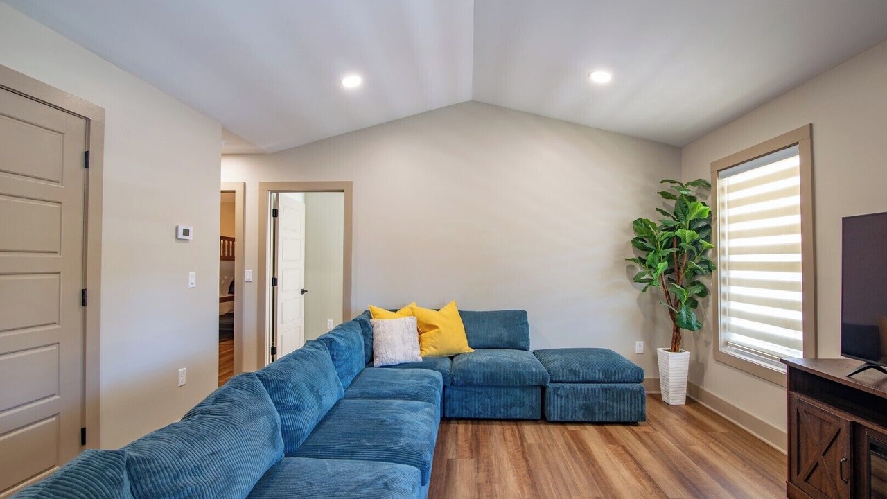 Photo of Livingroom in Elizabethtown