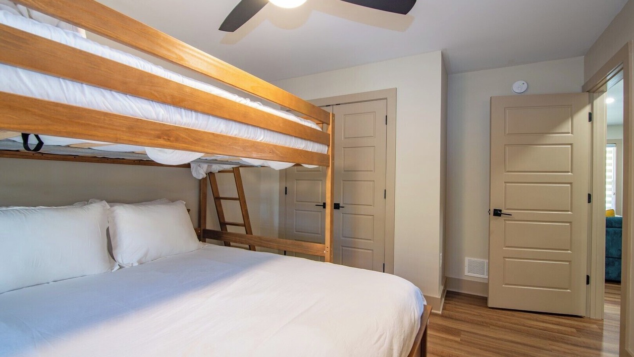 Photo of Bedroom in Elizabethtown