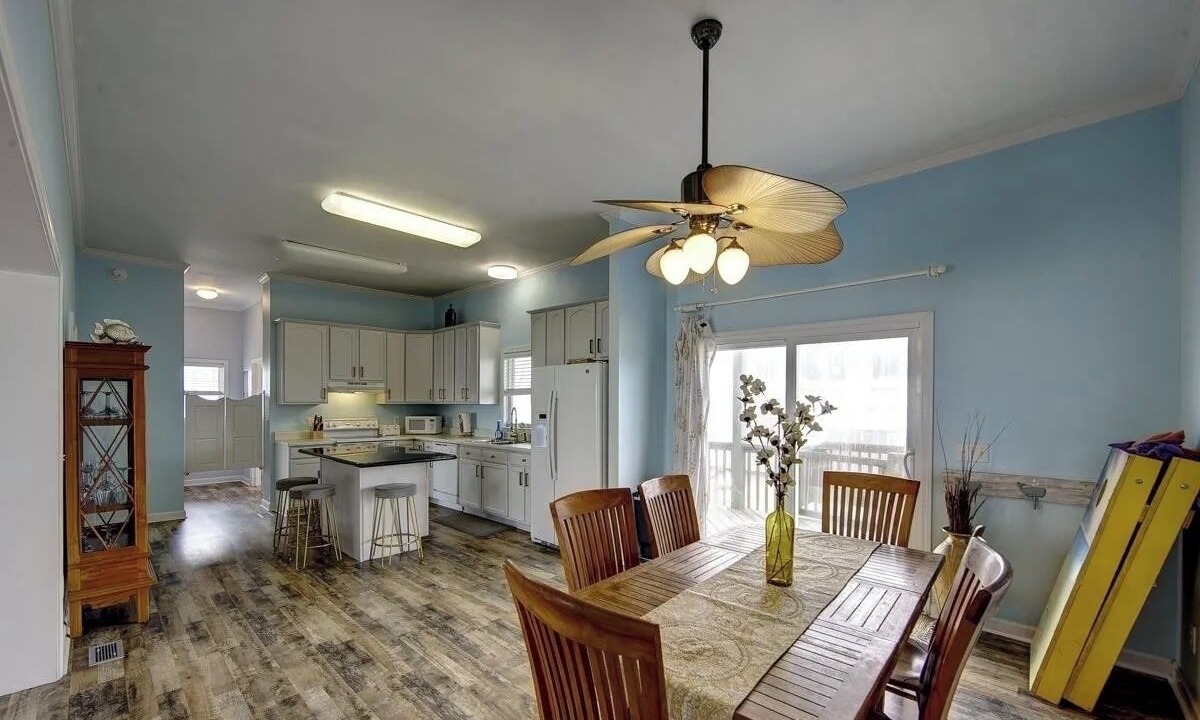 Photo of Others in Hatteras