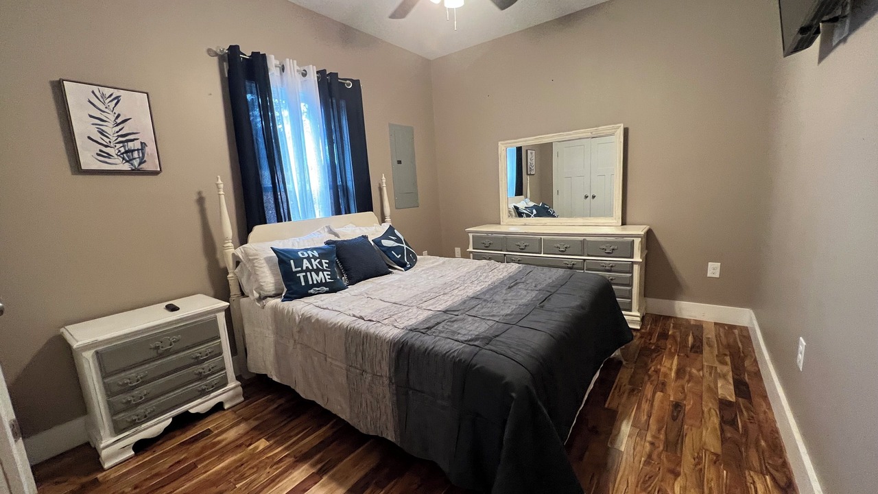 Photo of Bedroom in Sloans Valley