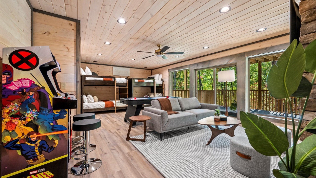 Photo of Bedroom in Wears Valley