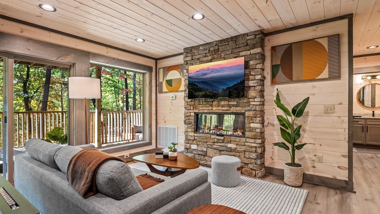 Photo of Livingroom in Wears Valley