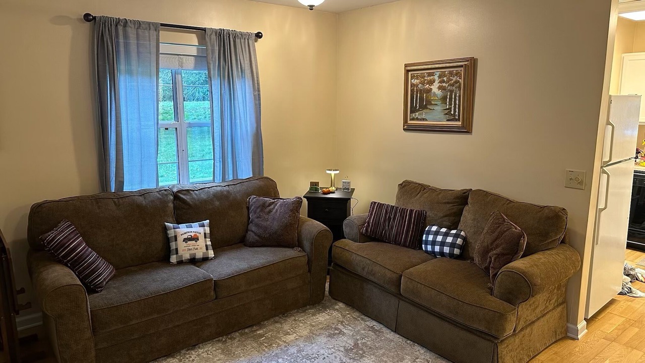 Photo of Livingroom in Tallassee