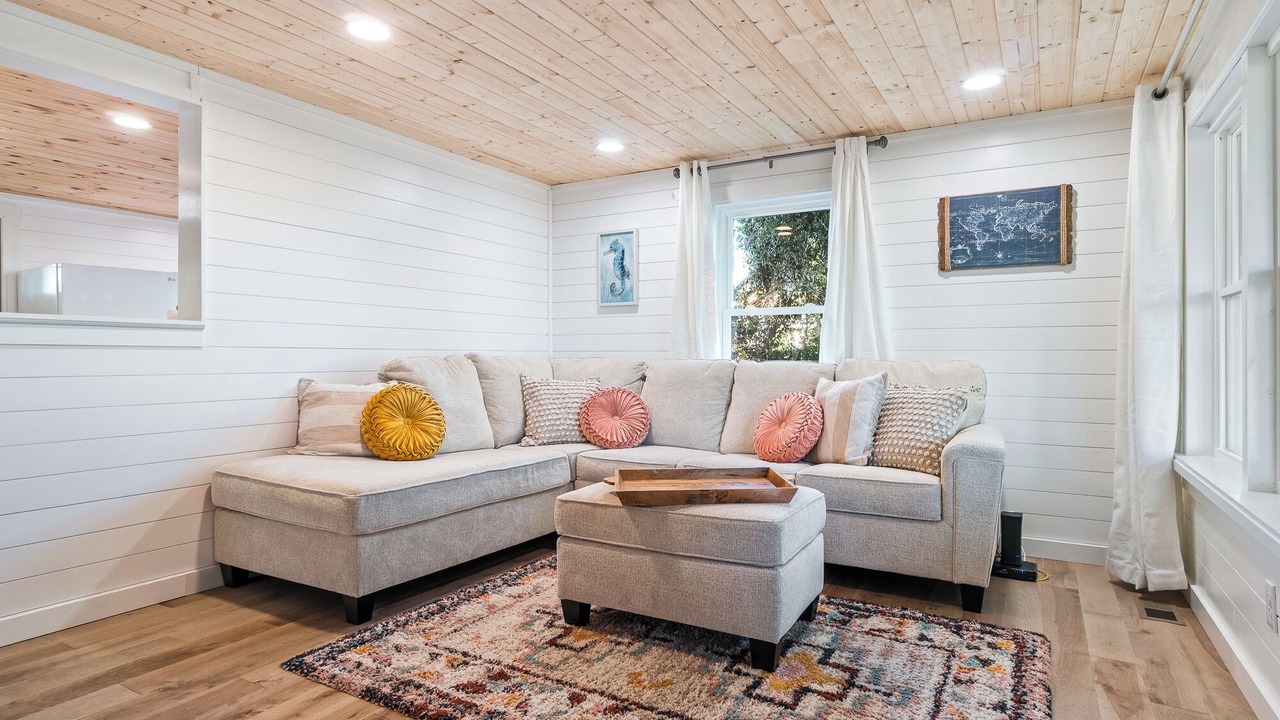 Photo of Livingroom in Morehead City