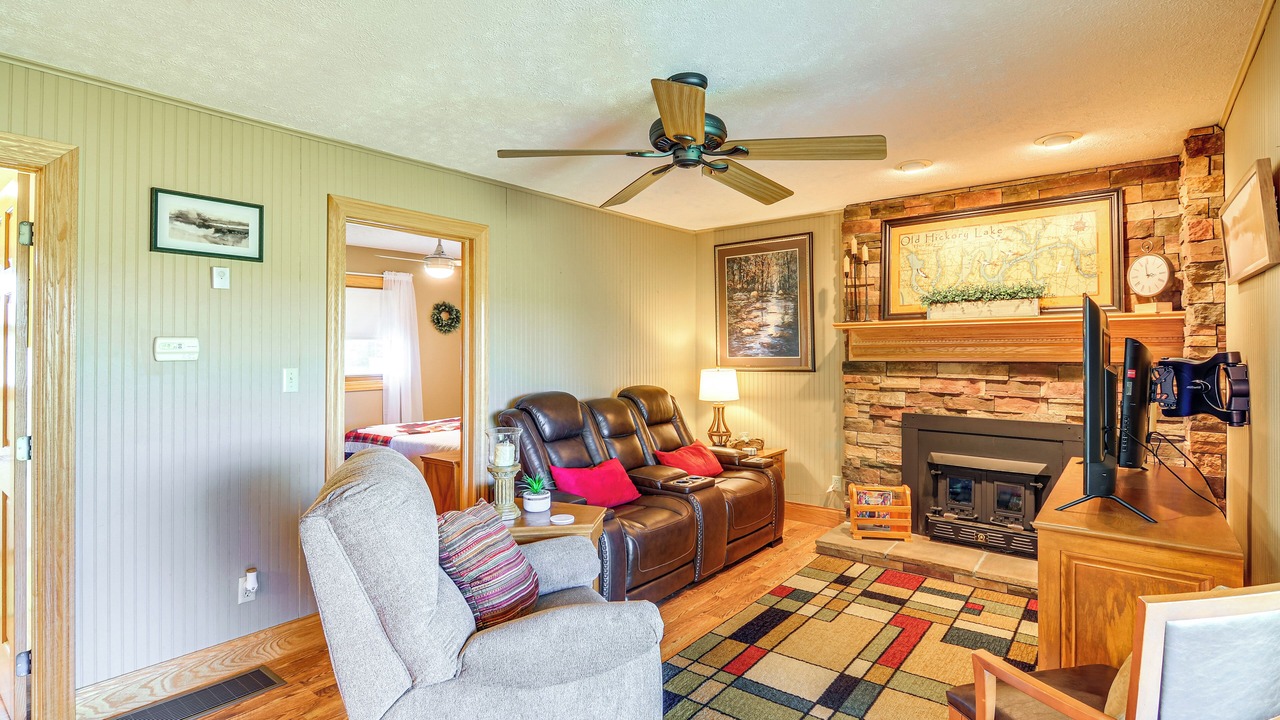 Photo of Livingroom in Bronston