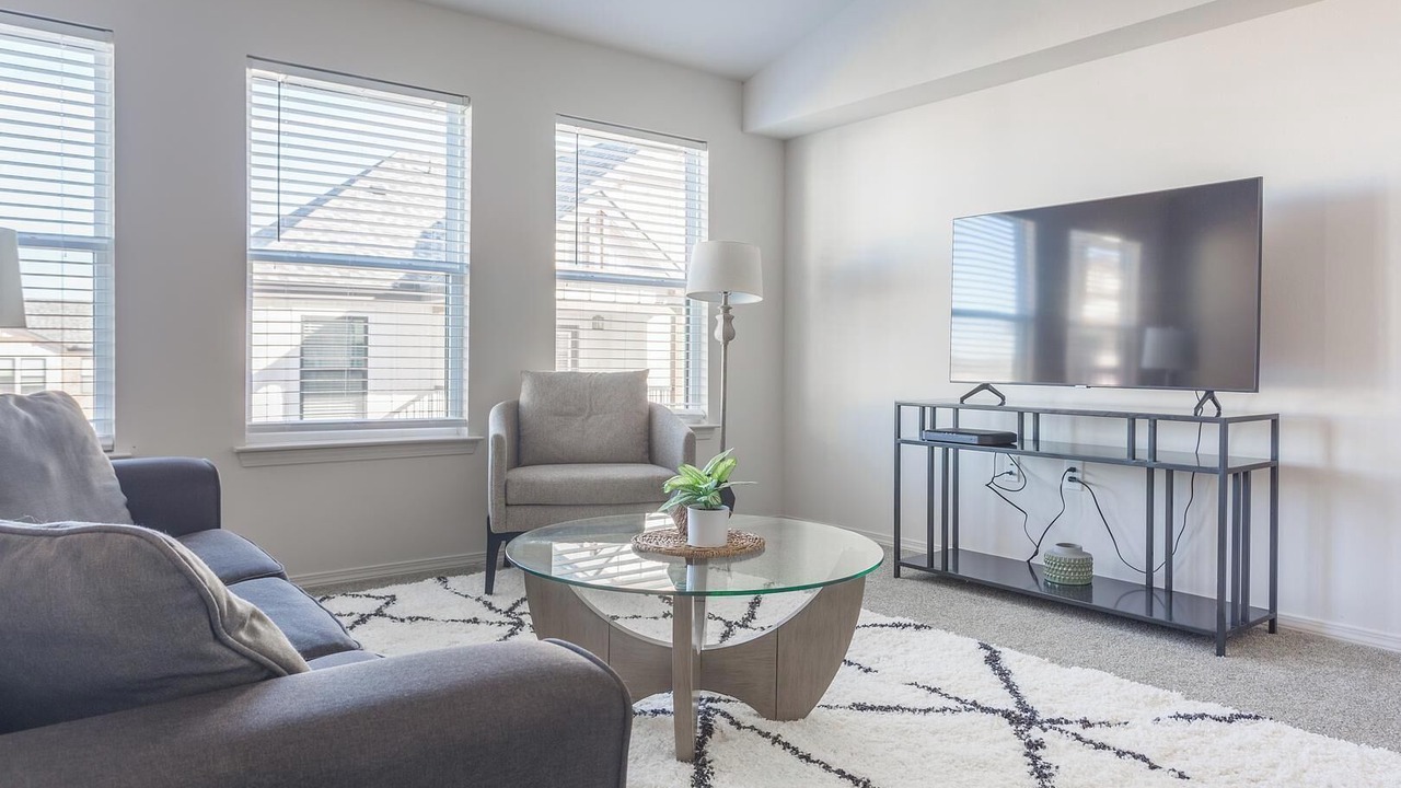 Photo of Livingroom in Broken Arrow