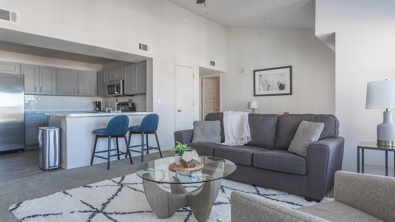 Photo of Livingroom in Broken Arrow